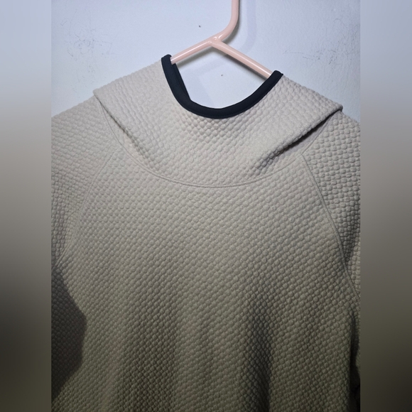 Old Navy Active Dynamic Fleece Cream Pullover Hoodie Women's XL Long Sleeve - Picture 3 of 6